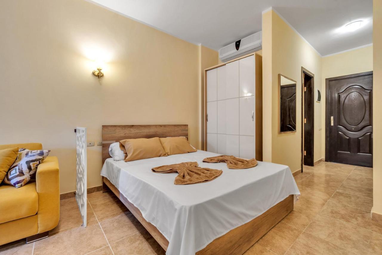 Studia Florenza Khamsin Hurghada Exterior photo